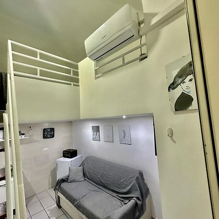 Casa Vacanza Nonna Dora Наполи Екстериор снимка